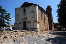 Chiesa di San Possidonio colpita dal terremoto